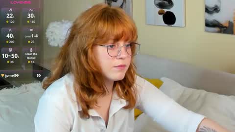 Snapshot of reneefoxy_ chatting on 07.19.26 reneefoxy_ online show from 07.19.26