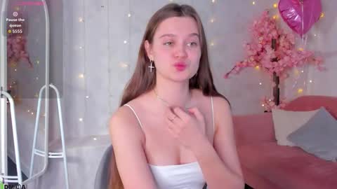 Renesmy online show from 02.18.26