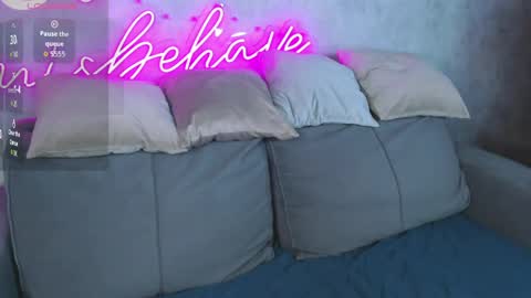 Snapshot of renesmy_black chatting on 03.26.26 Renesmy online show from 03.26.26