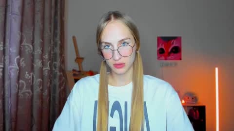 Rina online show from 10.20.25