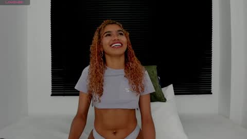 Snapshot of rennatta_sx chatting on 04.01.26 Renata online show from 04.01.26