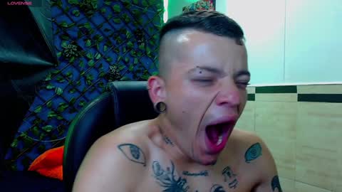 R E N E  online show from 01.12.25