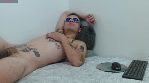 R E N E  online show from 01.29.25