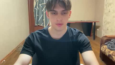 Snapshot of requiemshine chatting on 04.15.26 requiemshine online show from 04.15.26