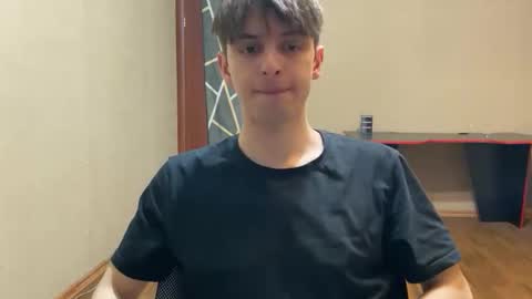 Snapshot of requiemshine chatting on 04.16.26 requiemshine online show from 04.16.26