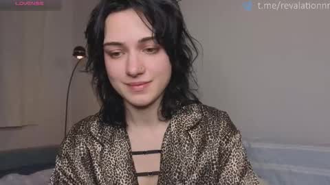 Ewiwi online show from 03.26.26