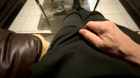 Snapshot of revilo1165 chatting on 01.20.25 revilo1165 online show from 01.20.25