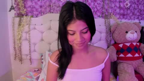 rey26_mila_ online show from 03.31.26