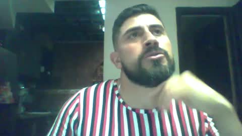 Snapshot of reyalad_mariana chatting on 02.18.25 REYALAD online show from 02.18.25