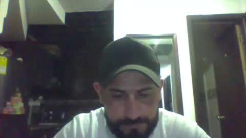 Snapshot of reyalad_mariana chatting on 02.22.25 REYALAD online show from 02.22.25