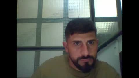 Snapshot of reyalad_mariana chatting on 03.05.25 REYALAD online show from 03.05.25