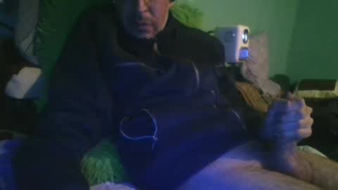 Snapshot of reyes_albert2006 chatting on 01.13.25 reyes_albert2006 online show from 01.13.25