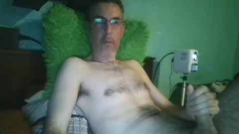 Snapshot of reyes_albert2006 chatting on 02.10.25 reyes_albert2006 online show from 02.10.25