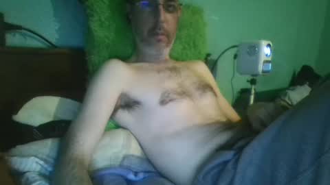 Snapshot of reyes_albert2006 chatting on 02.18.25 reyes_albert2006 online show from 02.18.25