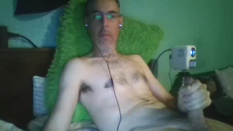 Snapshot of reyes_albert2006 chatting on 11.03.25 reyes_albert2006 online show from 11.03.25