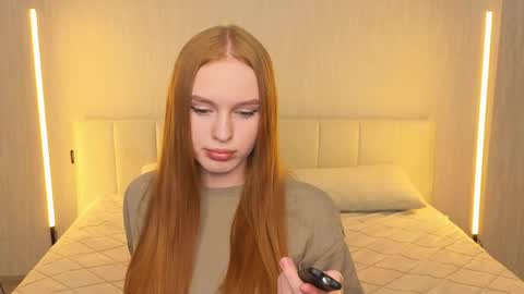 Snapshot of rezurs chatting on 06.02.26 nice to meet you 3 I am Milena online show from 06.02.26