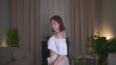 Snapshot of rhebageigel chatting on 06.14.26 Nanami online show from 06.14.26