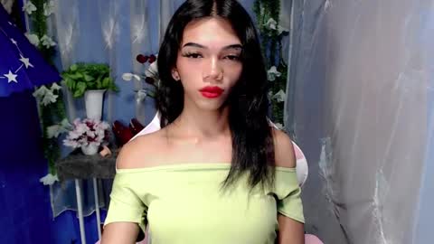 rhiana_slut online show from 11.02.25