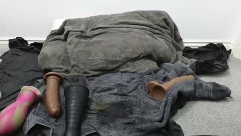 Snapshot of rhiannonxskyes chatting on 12.11.24 Rhiannon Skyes online show from 12.11.24