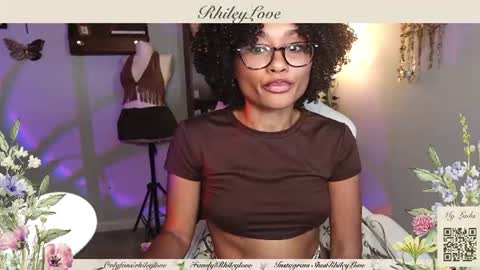 Snapshot of rhileylove chatting on 07.18.26 Rhileylove online show from 07.18.26