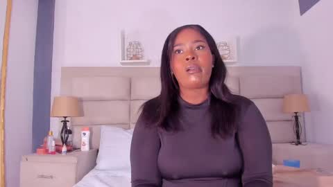 Riana online show from 01.18.25