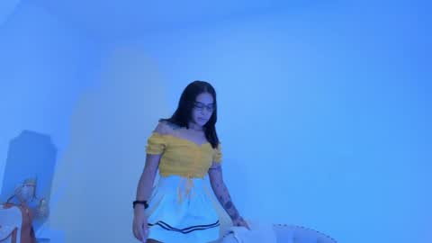 Snapshot of riby_ chatting on 05.20.26 riby online show from 05.20.26