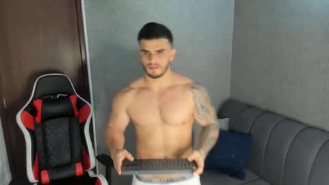 Snapshot of ricardogonzalez666 chatting on 12.21.24 ricardogonzalez666 online show from 12.21.24