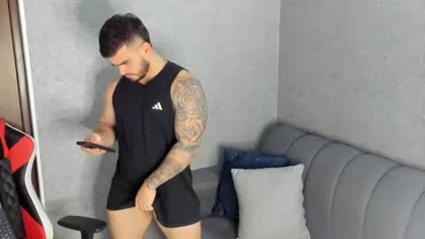 Snapshot of ricardogonzalez666 chatting on 01.03.25 ricardogonzalez666 online show from 01.03.25