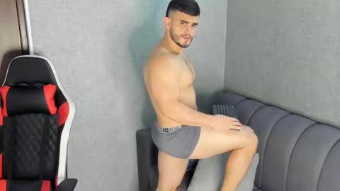Snapshot of ricardogonzalez666 chatting on 01.13.25 ricardogonzalez666 online show from 01.13.25
