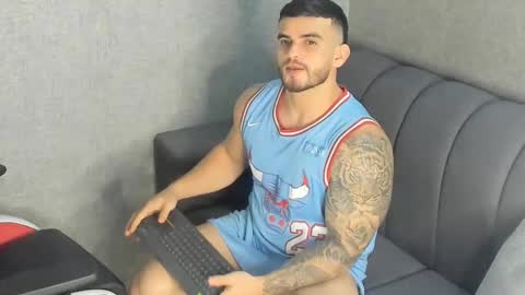 Snapshot of ricardogonzalez666 chatting on 01.17.25 ricardogonzalez666 online show from 01.17.25