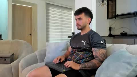 ricardogonzalez666 online show from 02.18.26