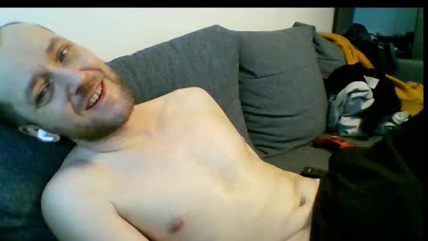 Snapshot of ricciardio chatting on 02.15.26 ricciardio online show from 02.15.26