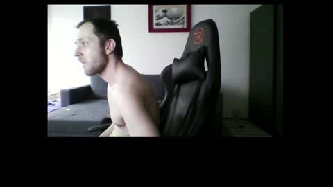 Snapshot of ricciardio chatting on 03.26.26 ricciardio online show from 03.26.26