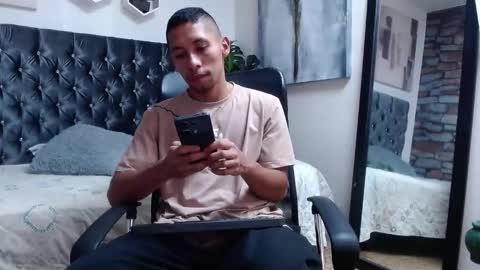 richar_voller online show from 10.23.25