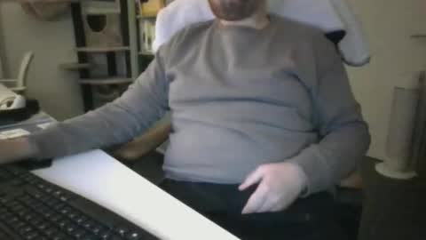 Snapshot of richard97188 chatting on 05.06.26 richard97188 online show from 05.06.26