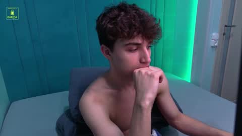 Snapshot of richard_steele_hot chatting on 11.13.25 Richard online show from 11.13.25