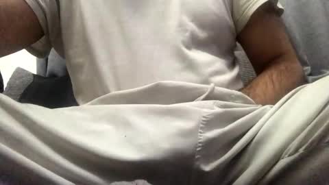 Snapshot of richardsone1 chatting on 11.24.25 Babu online show from 11.24.25