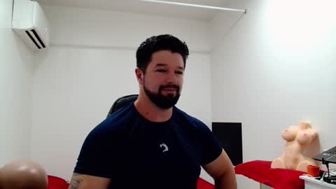 Snapshot of richrolland chatting on 01.05.26 Rickseduction online show from 01.05.26