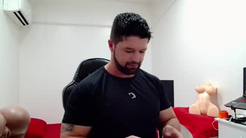 Snapshot of richrolland chatting on 01.07.26 Rickseduction online show from 01.07.26