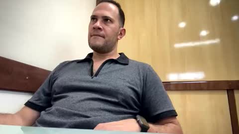 Snapshot of rick503835 chatting on 10.17.25 Rick Arian online show from 10.17.25