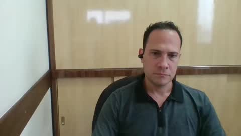 Snapshot of rick503835 chatting on 11.04.25 Rick Arian online show from 11.04.25