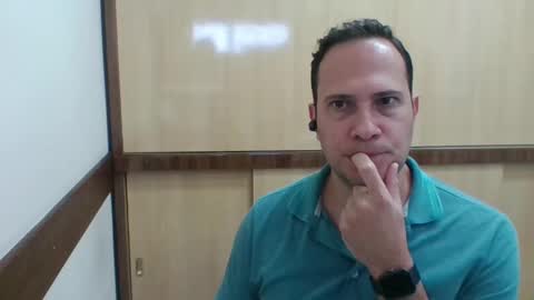 Snapshot of rick503835 chatting on 11.05.25 Rick Arian online show from 11.05.25