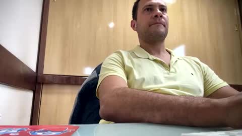 Snapshot of rick503835 chatting on 11.14.25 Rick Arian online show from 11.14.25