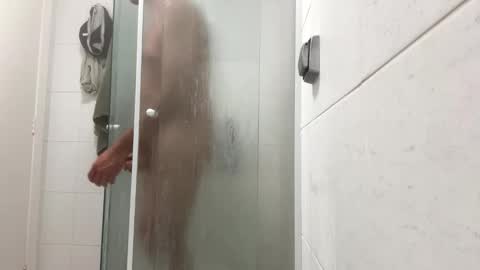 Snapshot of rick503835 chatting on 11.22.25 Rick Arian online show from 11.22.25