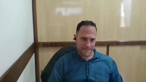 Snapshot of rick503835 chatting on 11.24.25 Rick Arian online show from 11.24.25