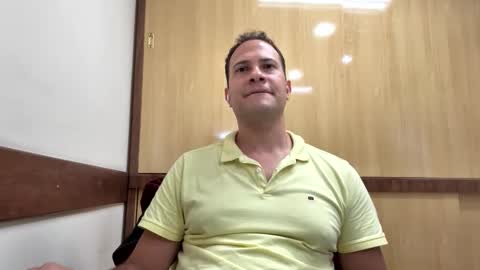 Snapshot of rick503835 chatting on 12.15.25 Rick Arian online show from 12.15.25