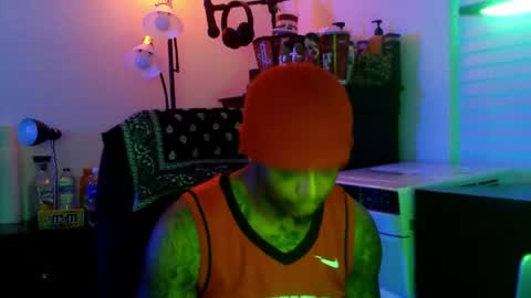 Snapshot of rickavelli chatting on 04.19.26 Rick online show from 04.19.26