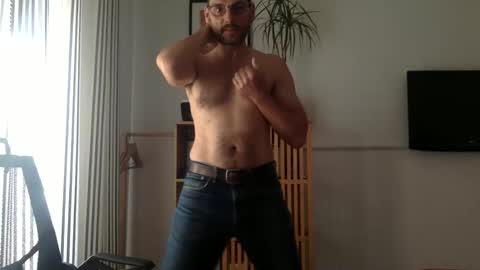 Snapshot of rickcamman chatting on 02.06.25 Rick online show from 02.06.25