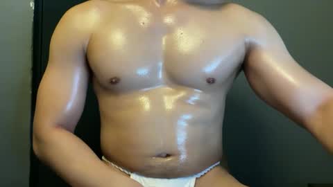 Snapshot of rickman5508542 chatting on 03.07.25 R online show from 03.07.25