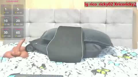 Snapshot of rico_ricky chatting on 11.25.25 Ricky online show from 11.25.25